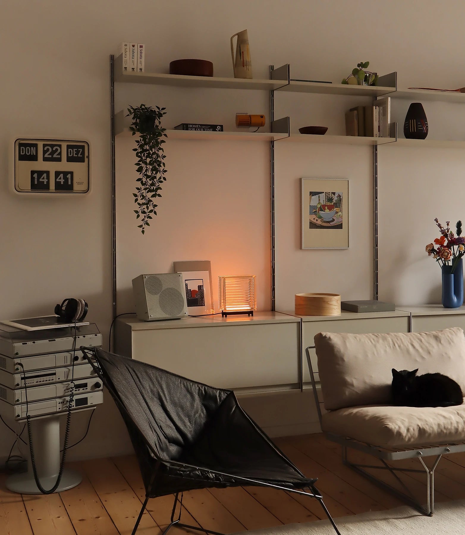 An apartment in Germany that is full of design legends.