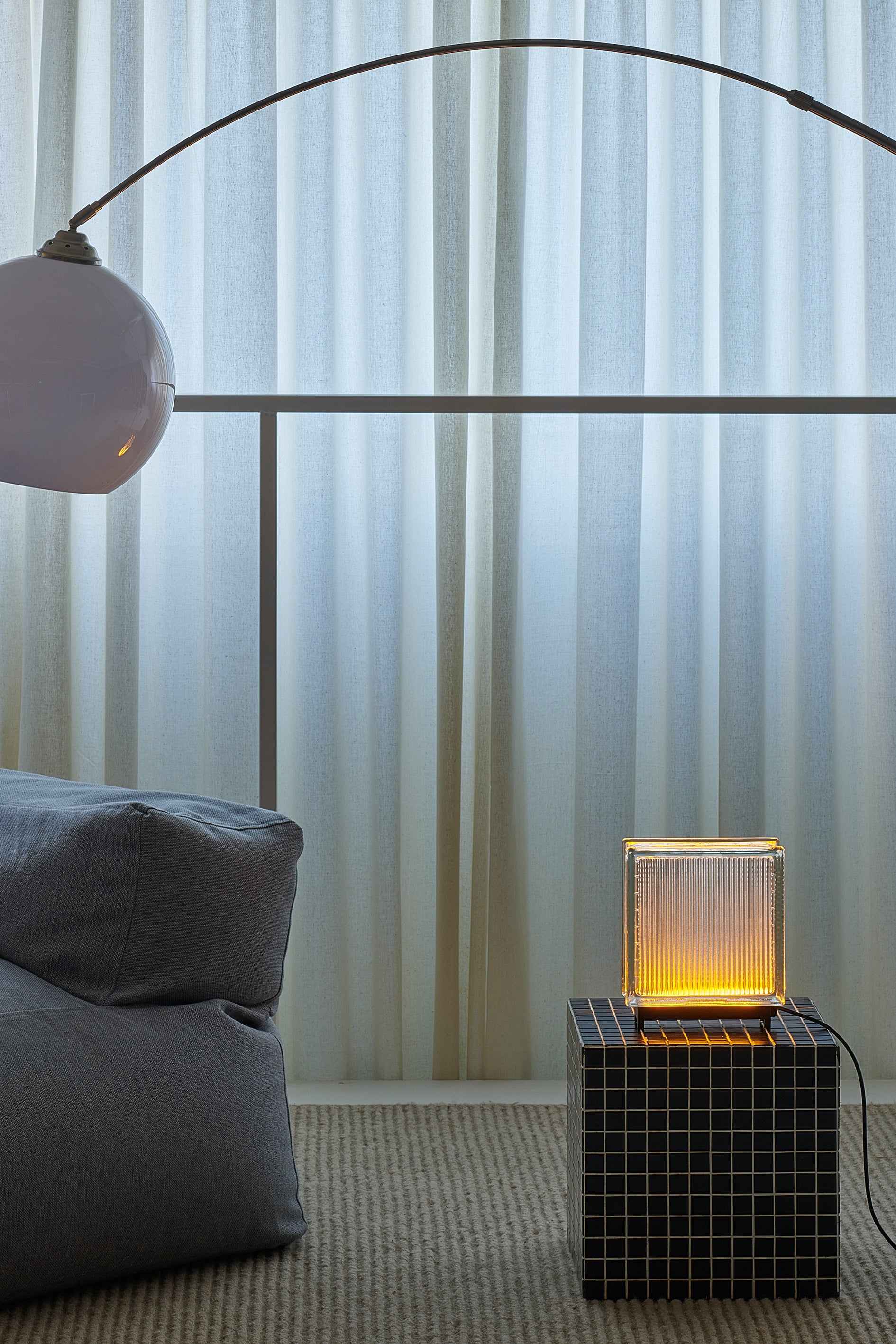 80s Dream Lamp 01