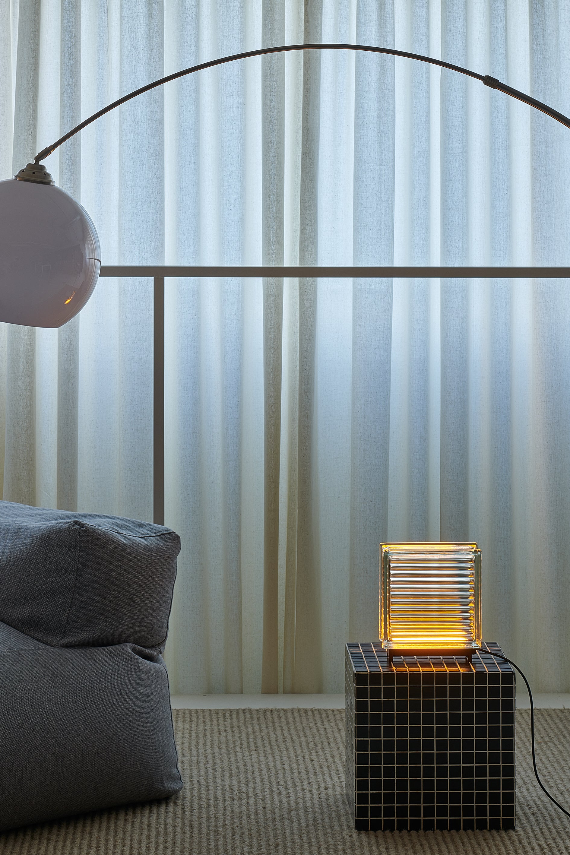 Linear Lamp 01