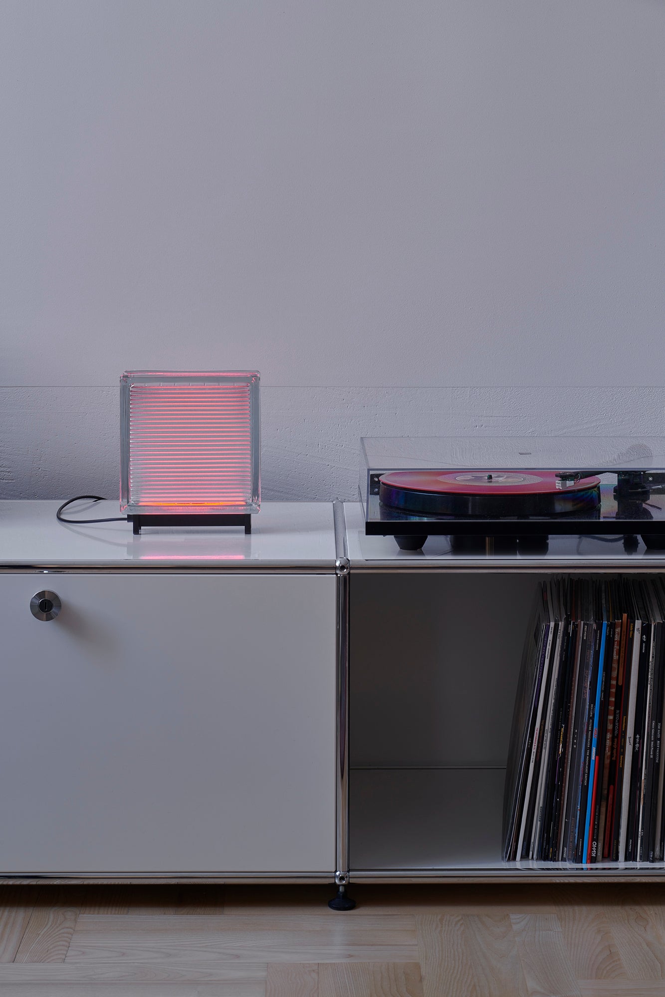 80s Dream Lamp 01