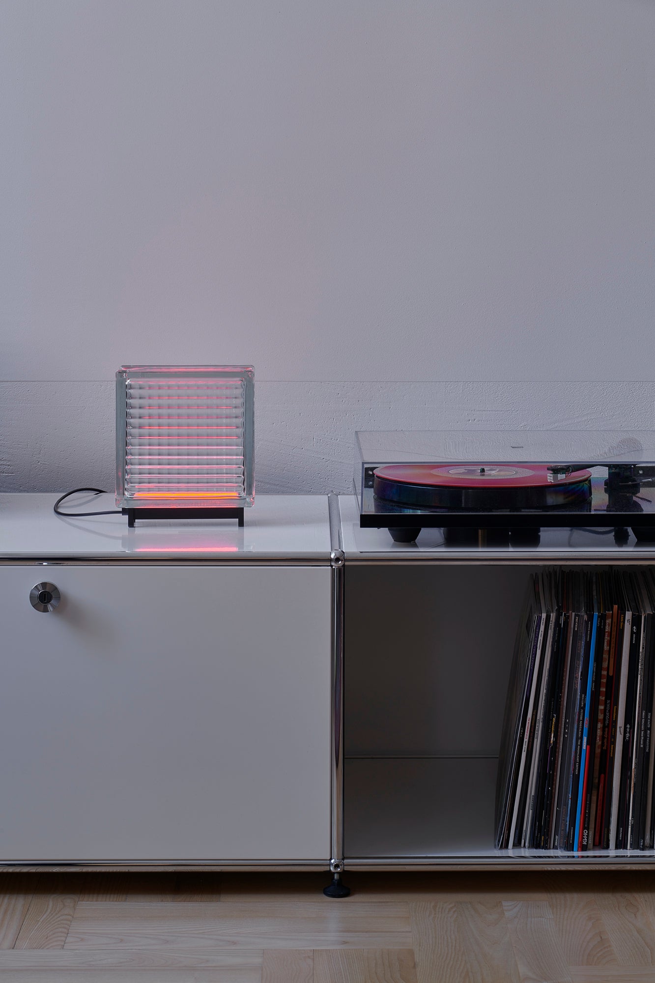 Cross Linear Lamp 01