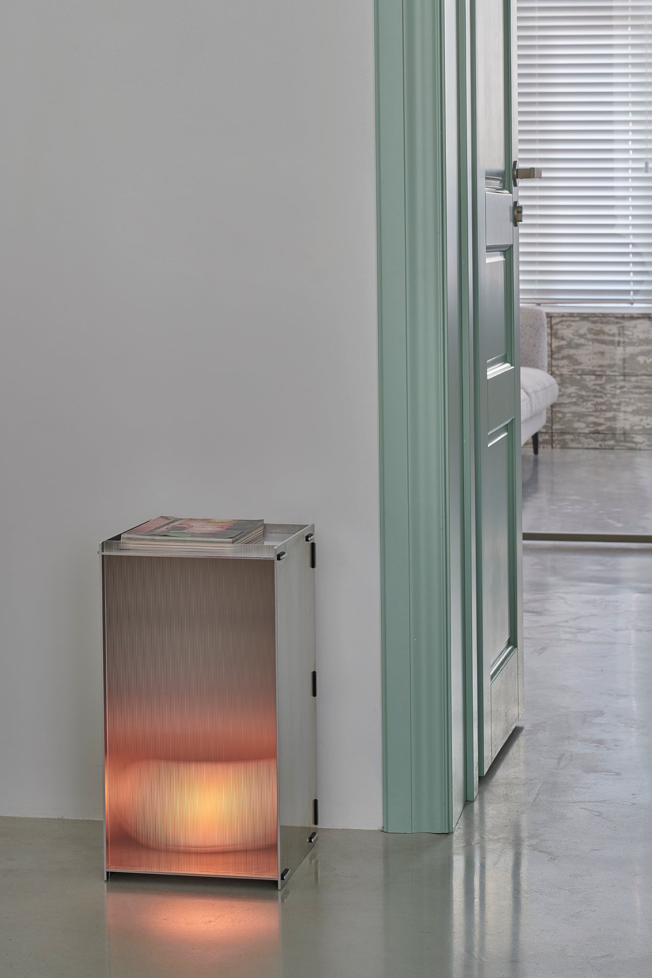 Neowise Beistelltisch