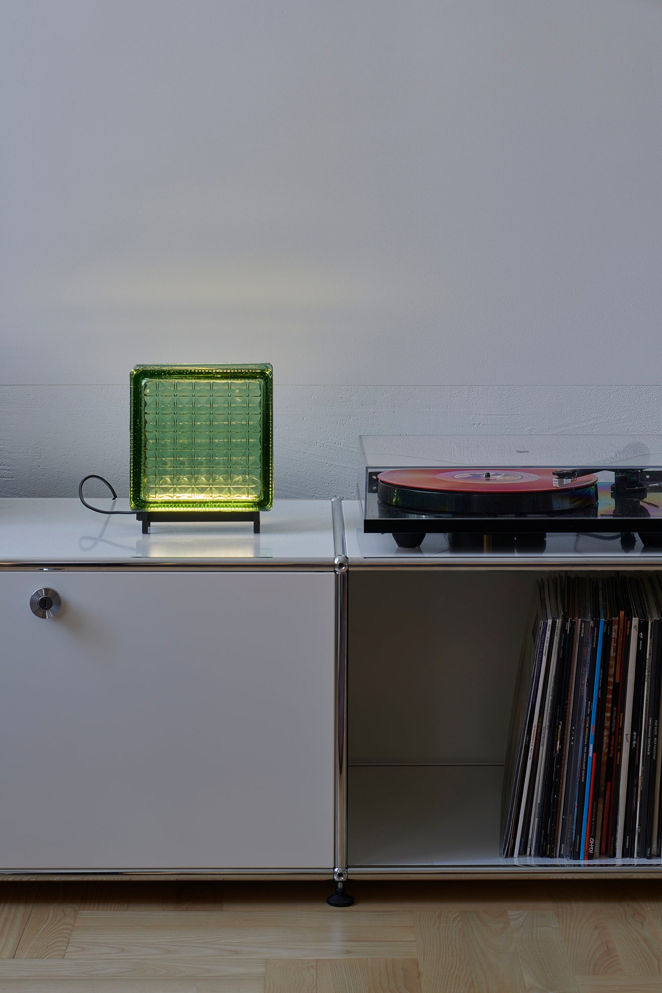 Rich Green Lamp 01